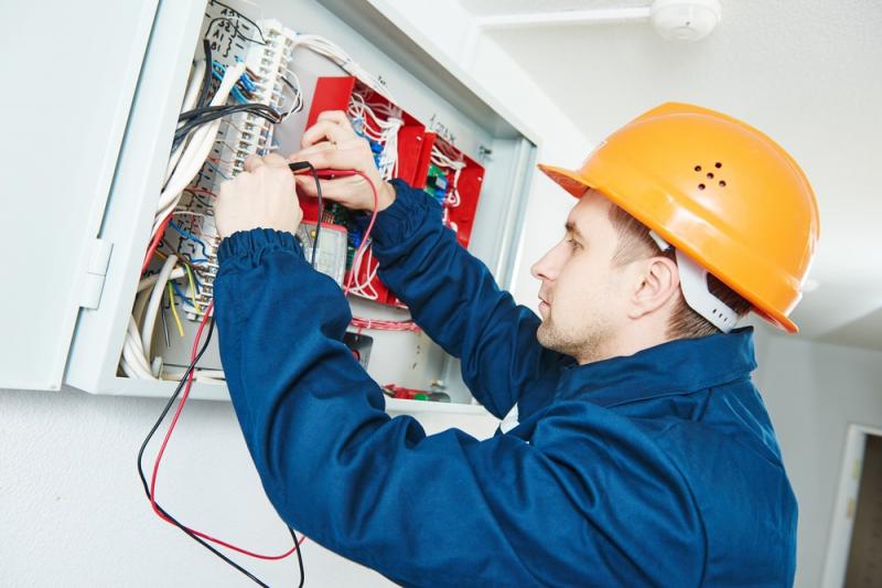 Entenda a Adequação NR10 para Segurança Elétrica